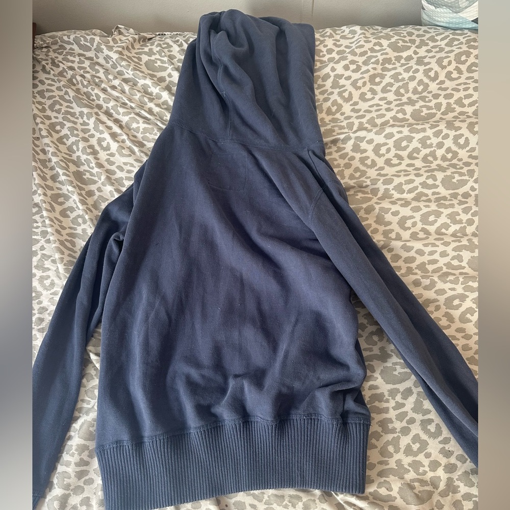 A size medium American eagle hoodie
